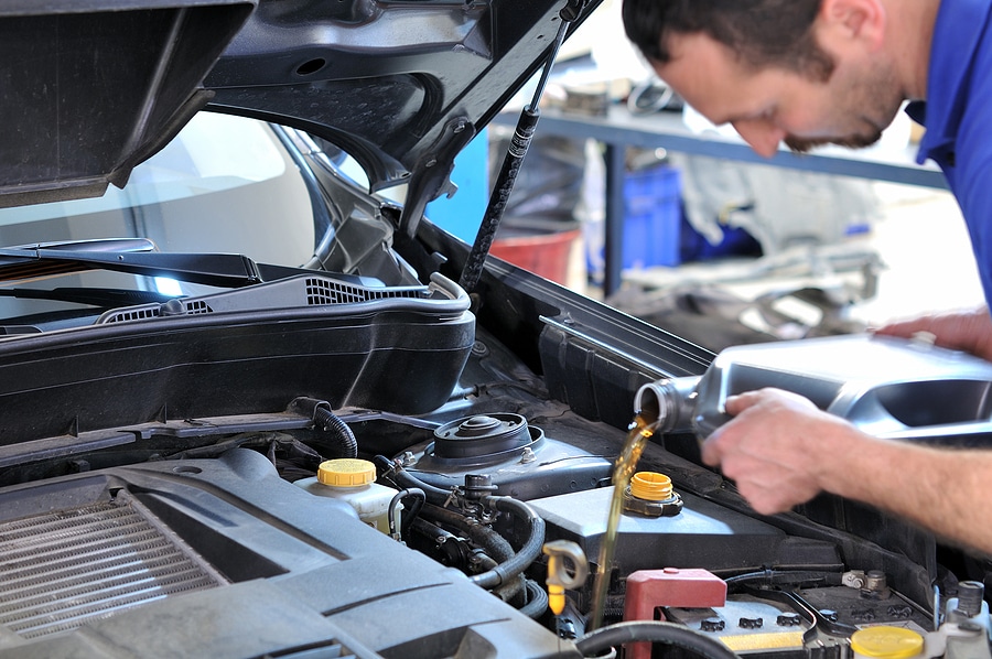 What's Included In a Full-Service Oil Change?